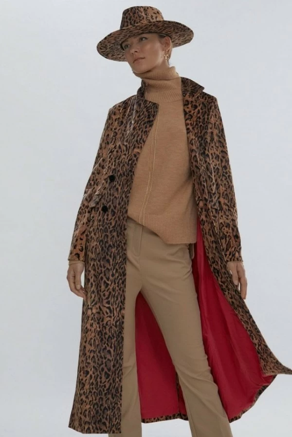 Abrigo largo animal print lola casademunt