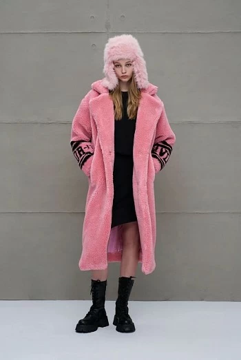 abrigo largo rosa imitación piel vdr