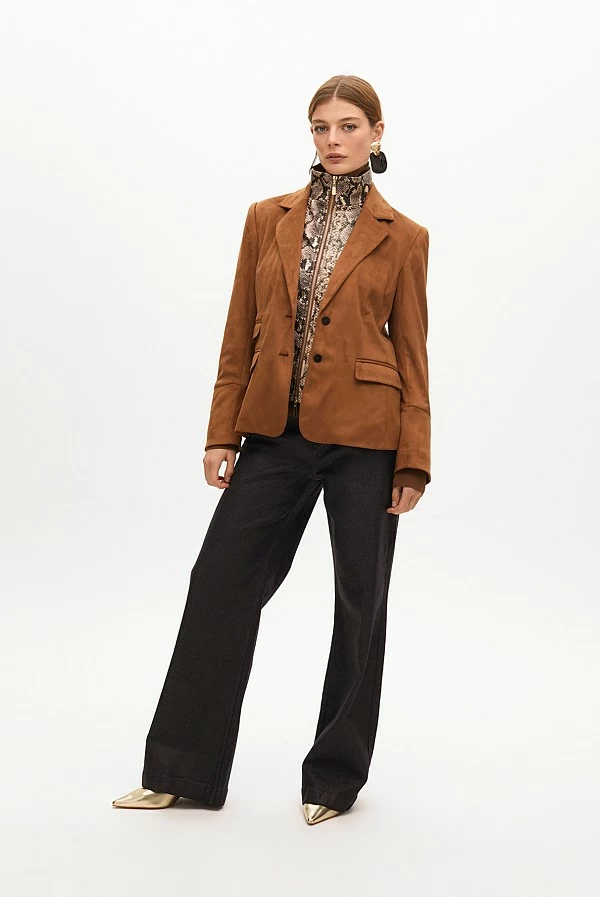 Americana antelina con chaleco efecto snake