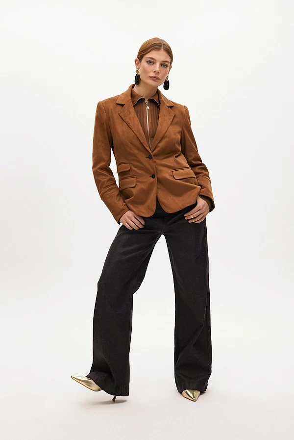 Americana antelina con chaleco efecto snake