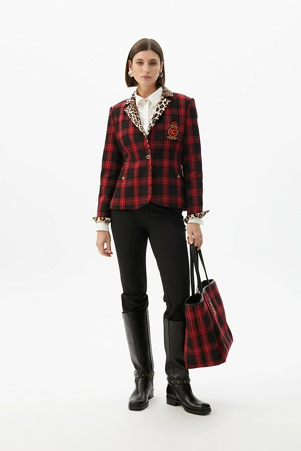 Americana Entallada de Tartán con Animal Print lola casademunt