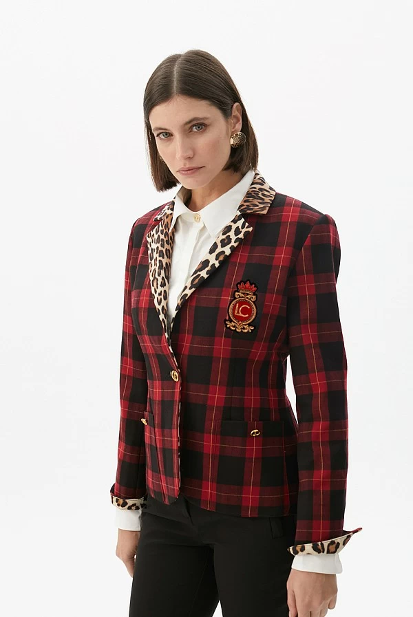 Americana Entallada de Tartán con Animal Print lola casademunt