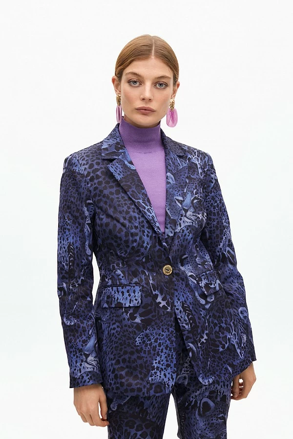 Americana fitted animal print