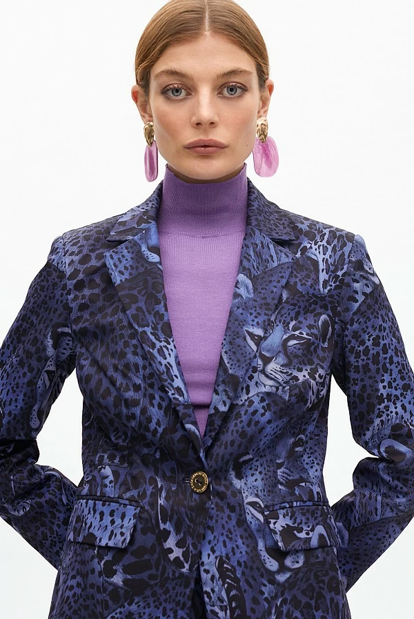 Americana fitted animal print