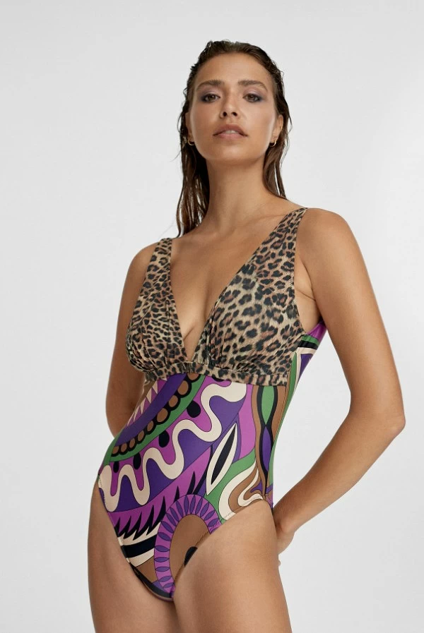 Bañador lola casademunt con estampado animal y Paisley combinados
