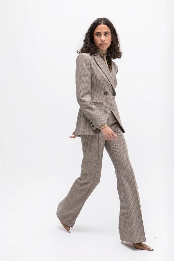 Blazer de cuadros inglesa con hilos dorados y doble botonadura masavi