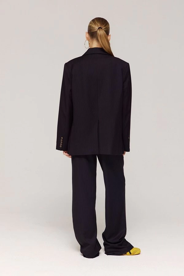 Blazer oversize ANNA en raya diplomática negro y azul vintage – harper and yve