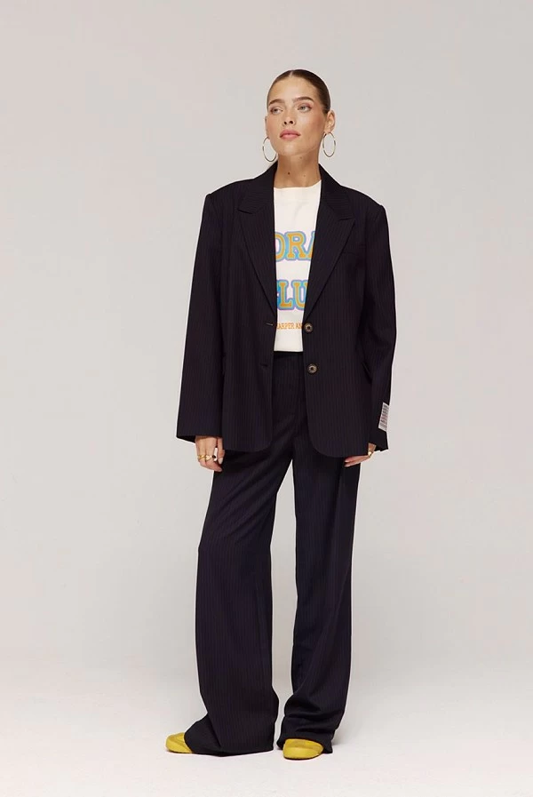 Blazer oversize ANNA en raya diplomática negro y azul vintage – harper and yve