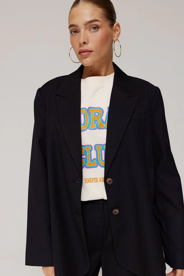 Blazer oversize ANNA en raya diplomática negro y azul vintage – harper and yve