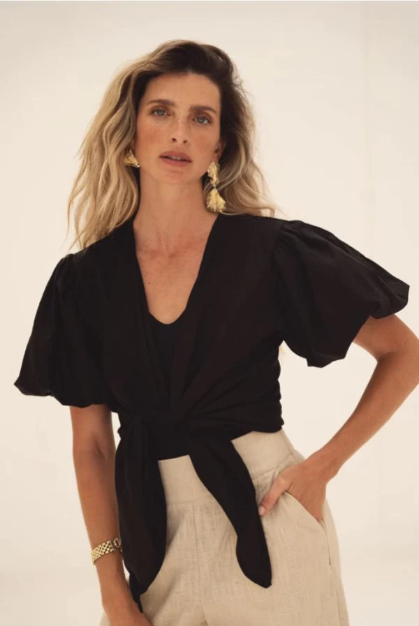 Blusa Diana Negra con Manga Globo SOLE