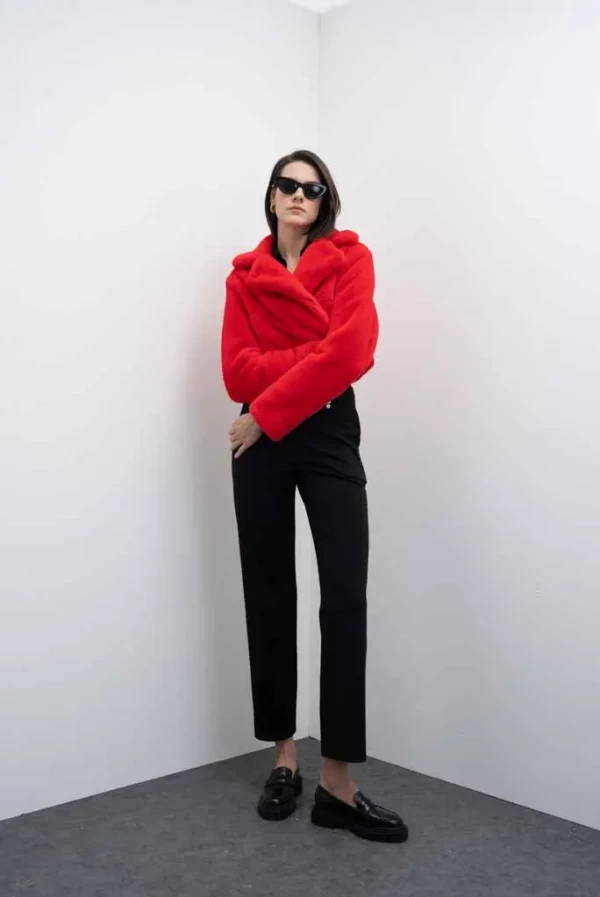 bolero rojo piel sintetica