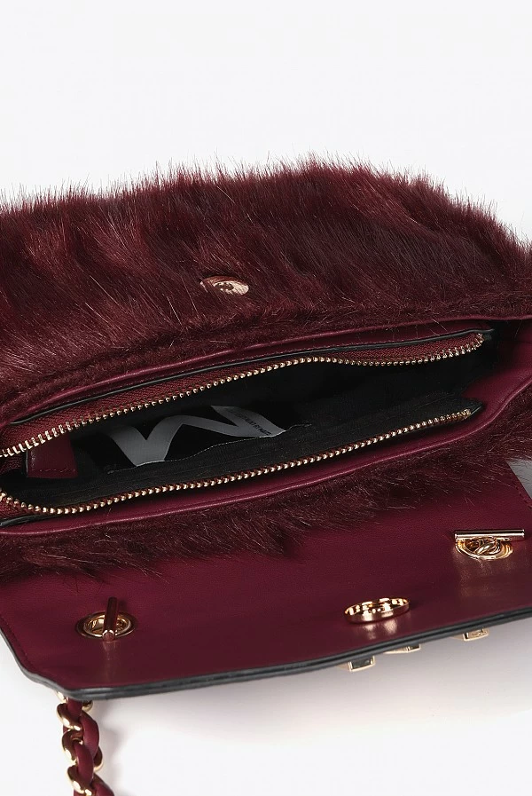 bolso Bandolera pelo con solapa burdeos lola casademunt