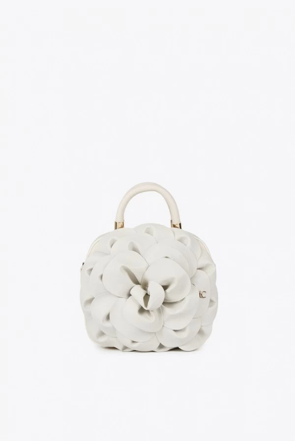 Bolso con flor en efecto piel blanco o negro lola casademunt