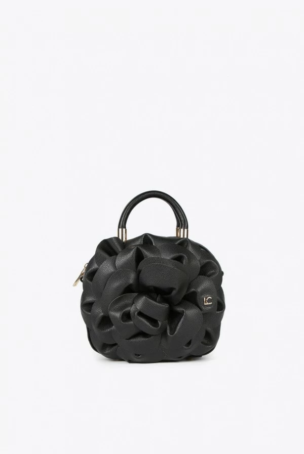 Bolso con flor en efecto piel blanco o negro lola casademunt