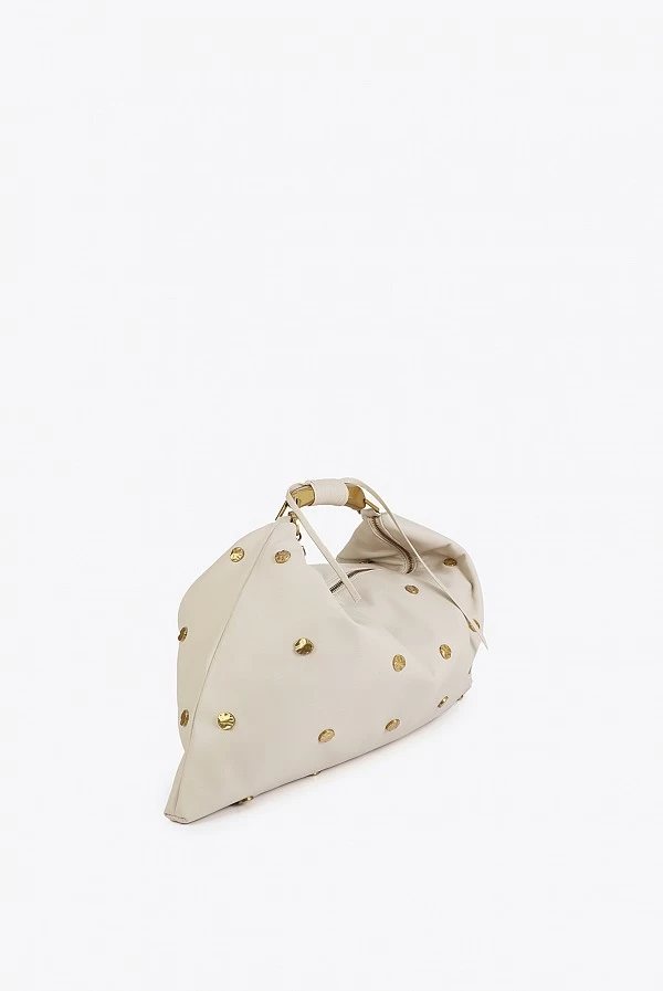 Bolso Hobo Crema con Tachas Doradas
