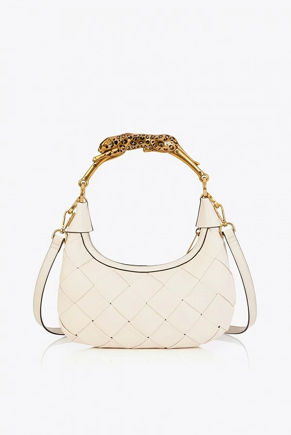 Bolso Media Luna Trenzado con Asa Leopardo Dorada