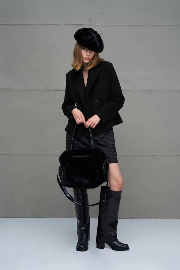 Bolso Negro Tote de Piel Sintética – VDR Via de la Rose