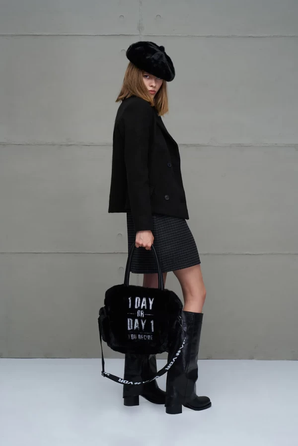 Bolso Negro Tote de Piel Sintética – VDR Via de la Rose
