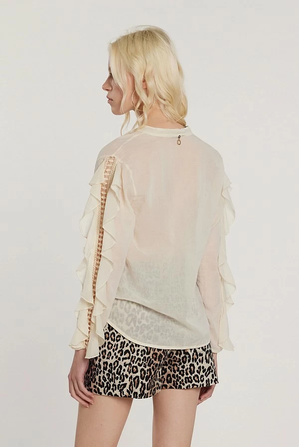 Camisa MONTAND con Encaje y Cuello Mao Camisa MONTAND con Encaje y Cuello Mao