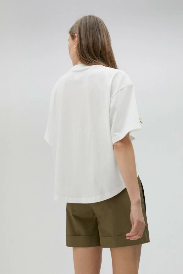 Camiseta con detalles maxi pedrería lola casademunt
