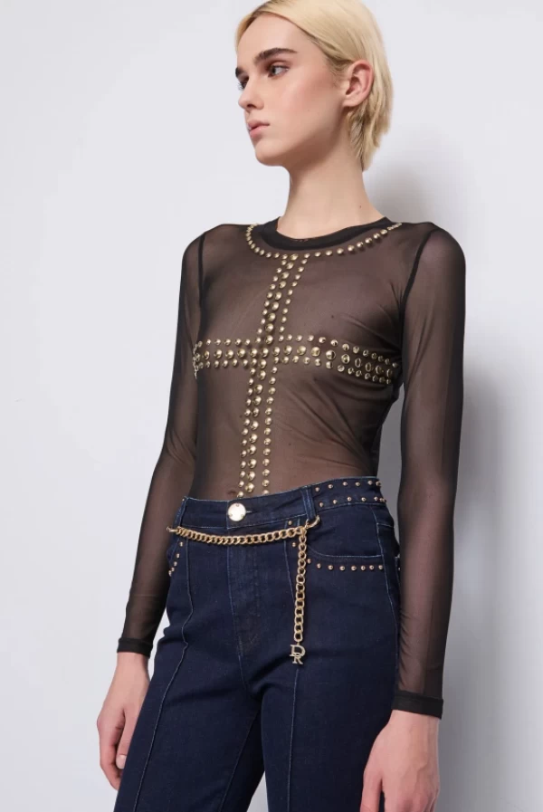 Camiseta de Tul Elástico con Cruz de Tachuelas Denny Rose
