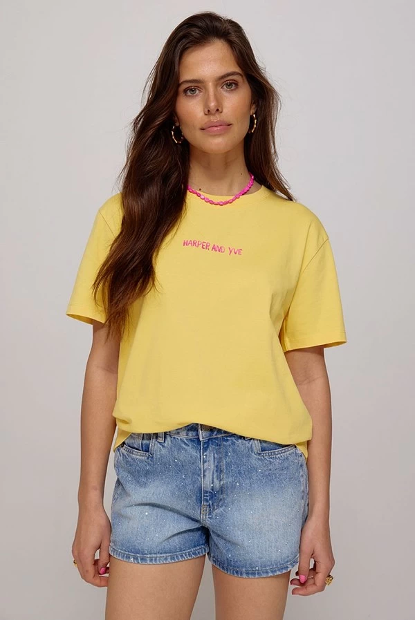 Camiseta Larga Amarilla Lobbi de Harper and Yve