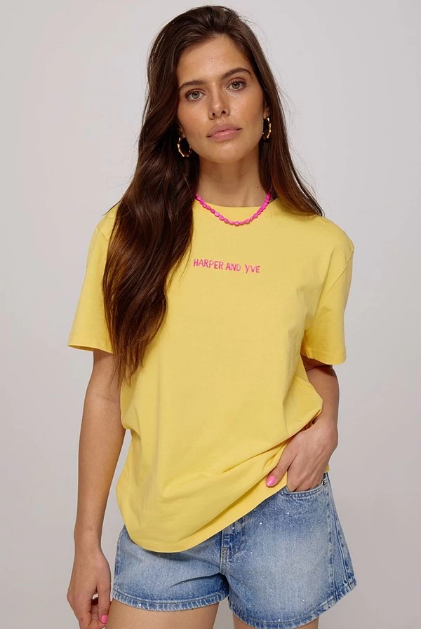 Camiseta Larga Amarilla Lobbi de Harper and Yve