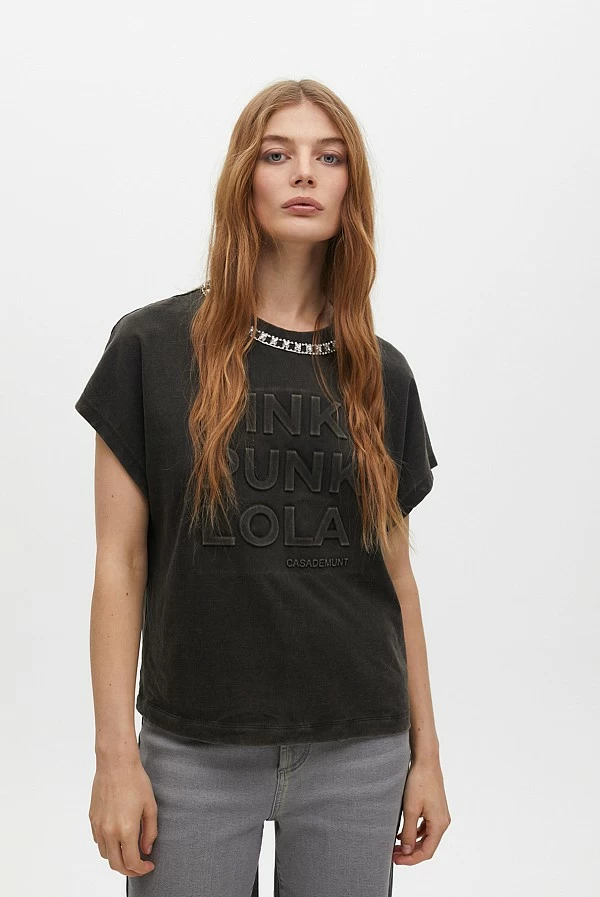 Camiseta manga corta detalle joyas