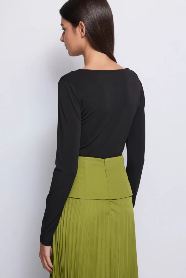 camiseta negra con logo denny rose