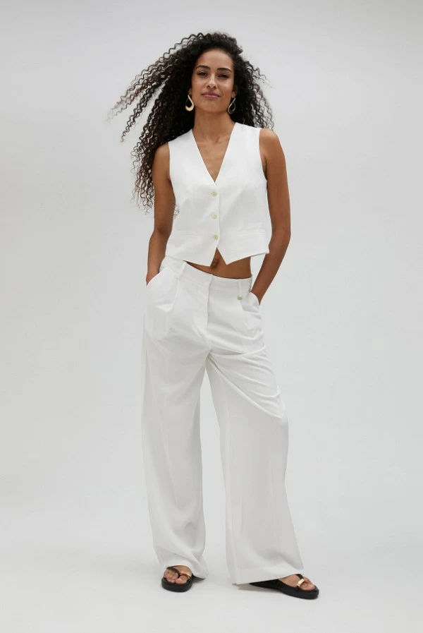 Chaleco Blanco de Tencel y Lino Lola Casademunt