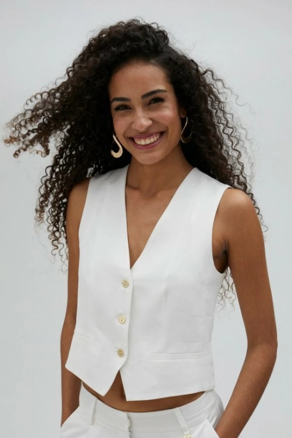 Chaleco Blanco de Tencel y Lino Lola Casademunt