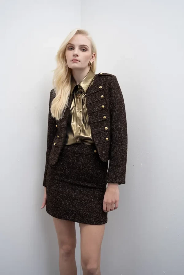 chaqueta chanel militar marron