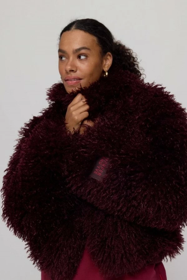 Chaqueta maxi Stacy en tono marrón oscuro – harper and yve