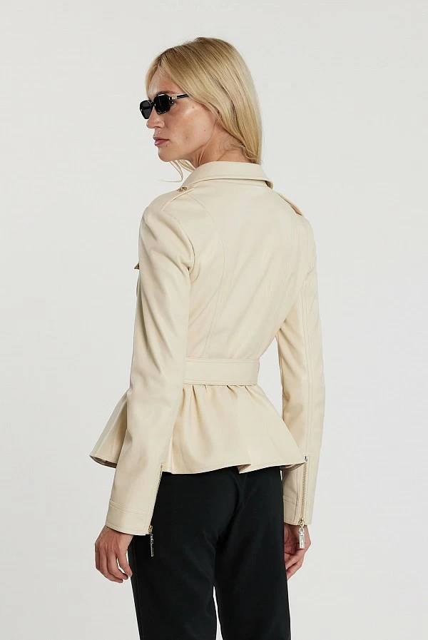 Chaqueta TAYLOR Estilo Biker en Ecopiel con Cinturón Chaqueta TAYLOR Estilo Biker en Ecopiel con Cinturón