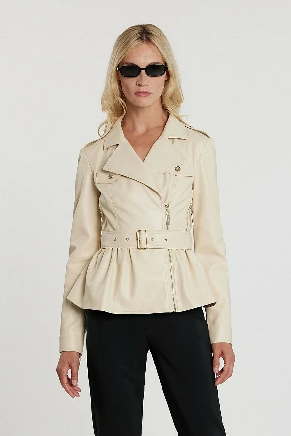 Chaqueta TAYLOR Estilo Biker en Ecopiel con Cinturón Chaqueta TAYLOR Estilo Biker en Ecopiel con Cinturón