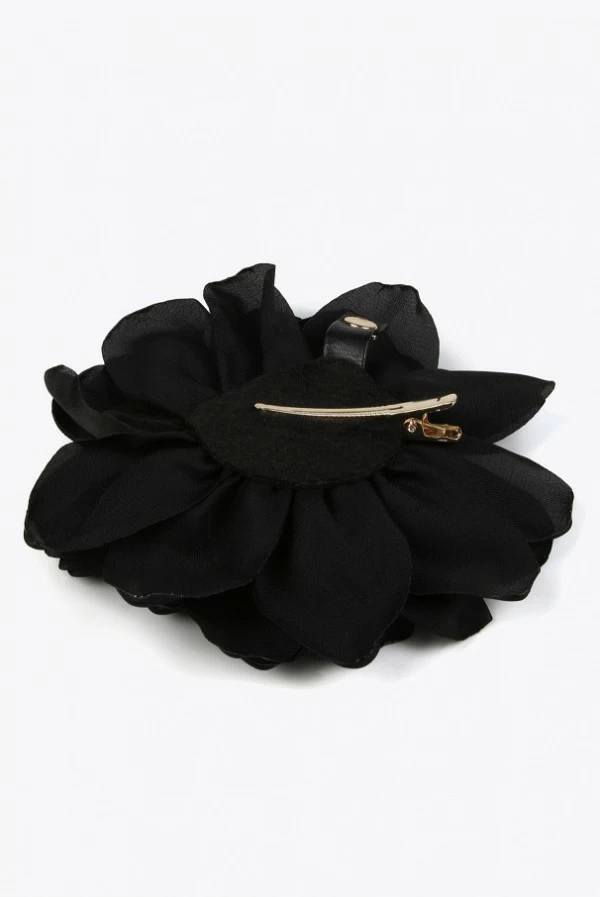 Collar Aro Dorado con Maxi Flor Negra Lola Casademunt