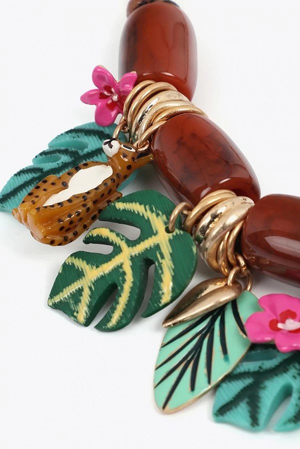 Collar Corto con Charms Tropicales Lola Casademunt