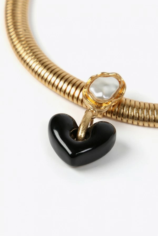 Collar Elástico Dorado con Corazón Negro y Maxi Perla Lola Casademunt