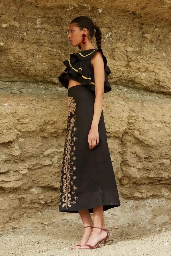 Conjunto Maldivas Coosy negro bordado