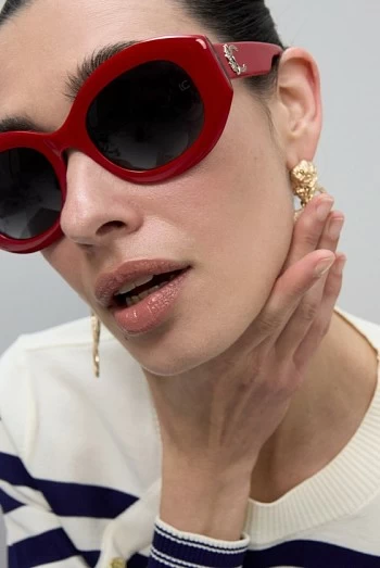 Gafas de Sol Redondeadas Rojas con Logo Leopardo