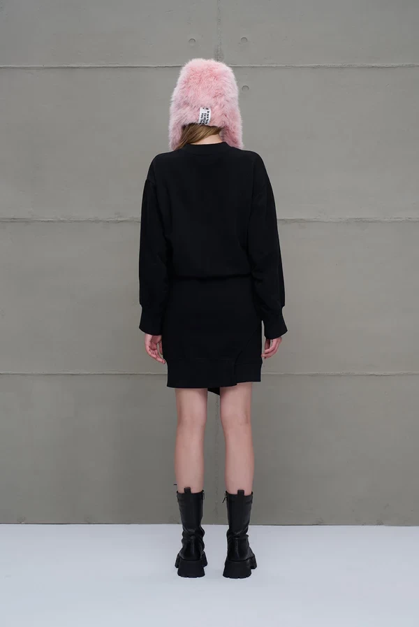 Gorro de Piel Sintética Rosa con Orejeras – VDR