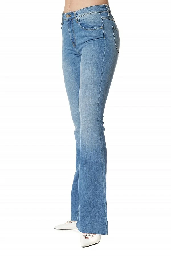 Jeans Corte Campana Schiffer_27 de Relish