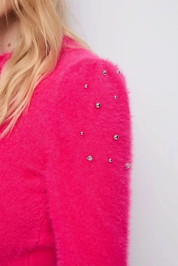 jersey rosa con tachuelas y pedreria denny rose