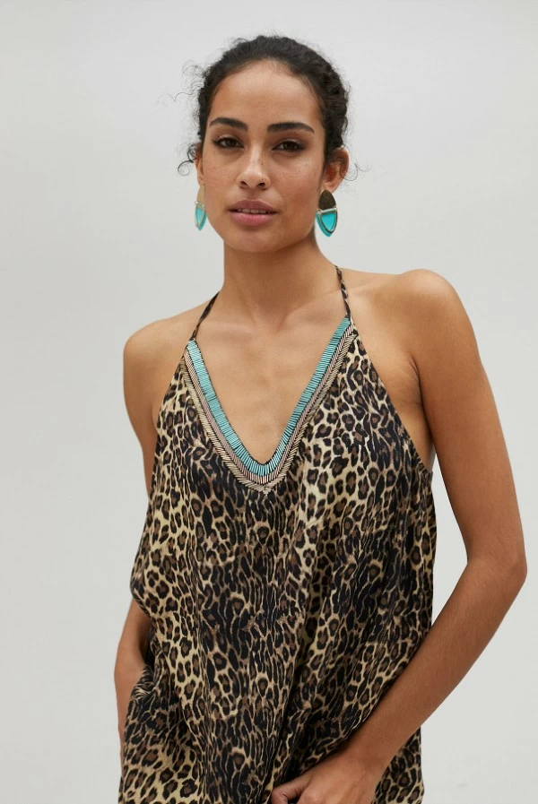 Kurta larga con estampado animal y pedrería lola casademunt