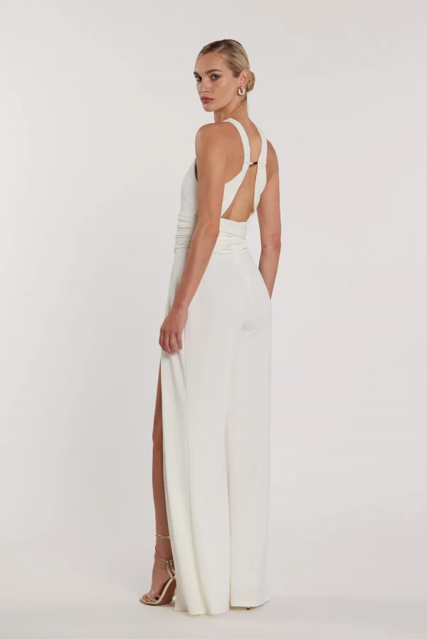 Mono PONKY_De talle alto con cinturón, pantalones acampanados con aberturas y accesorio