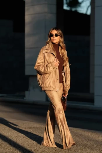 Pantalón Campana Elástico Arena - Scripta Pantalón Campana Elástico Arena - Scripta