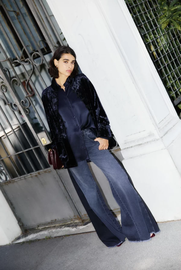 Pantalón largo denim negro comfort con paneles laterales – nenette