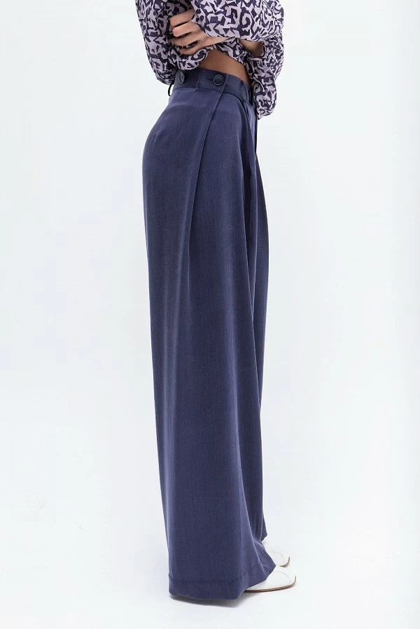 Pantalón palazzo azul marino de cupro satinado masavi