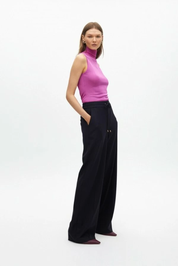 Pantalón Recto de Raya Diplomática con Cintura Elástica lola casademunt Pantalón Recto de Raya Diplomática con Cintura Elástica lola casademunt