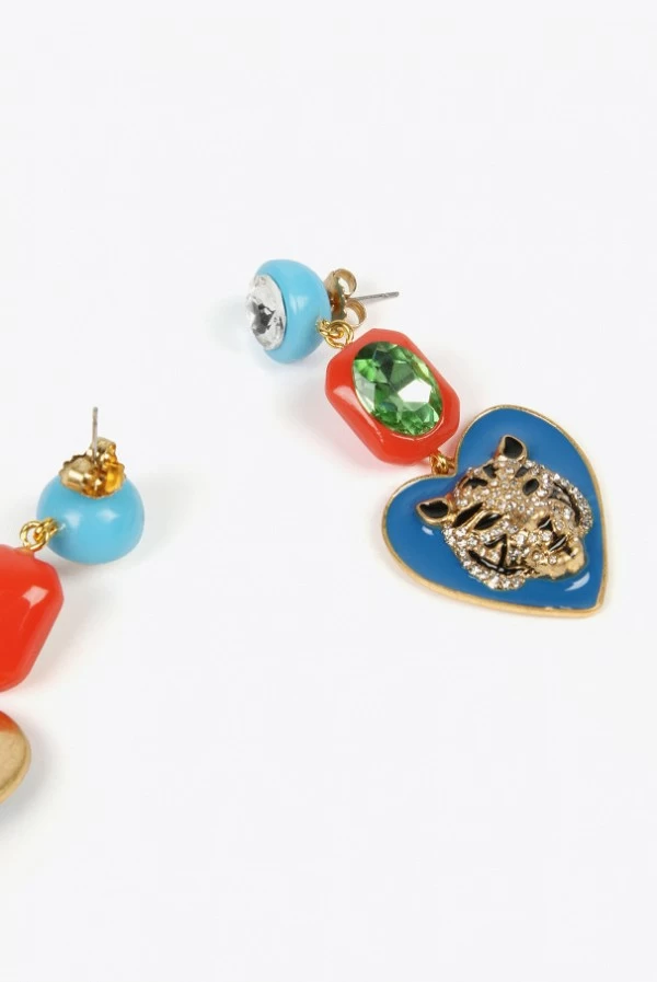 Pendientes Colgantes con Corazón Lacado y Tigre – Lola Casademunt